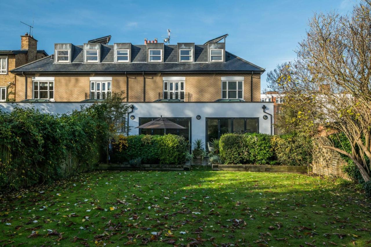 Breathtaking Putney Home With Gorgeous Garden ริชมอนด์ ภายนอก รูปภาพ